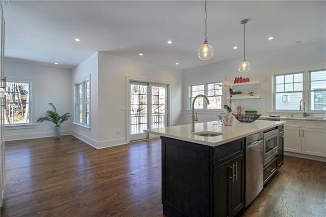 15 Railside Avenue, photo 12 of 36