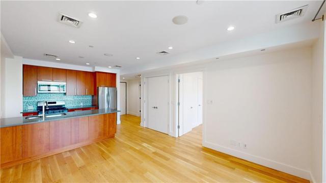 184 Frost Street #2A, photo 6 of 13